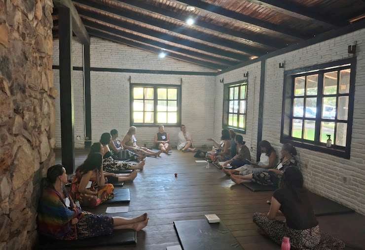 Roda de mulheres na vivência em Brasília